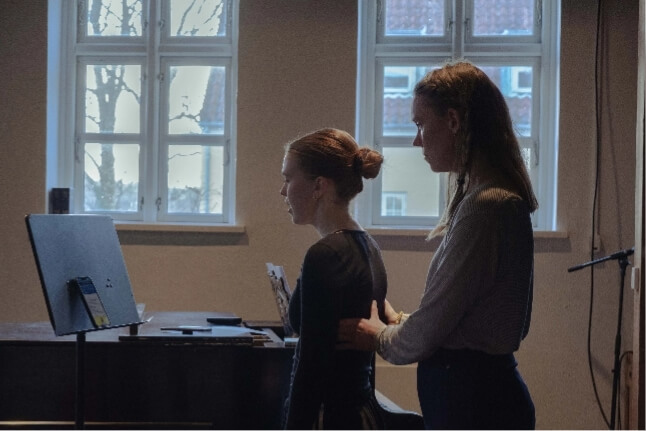 træning af stemmebånd på højskole